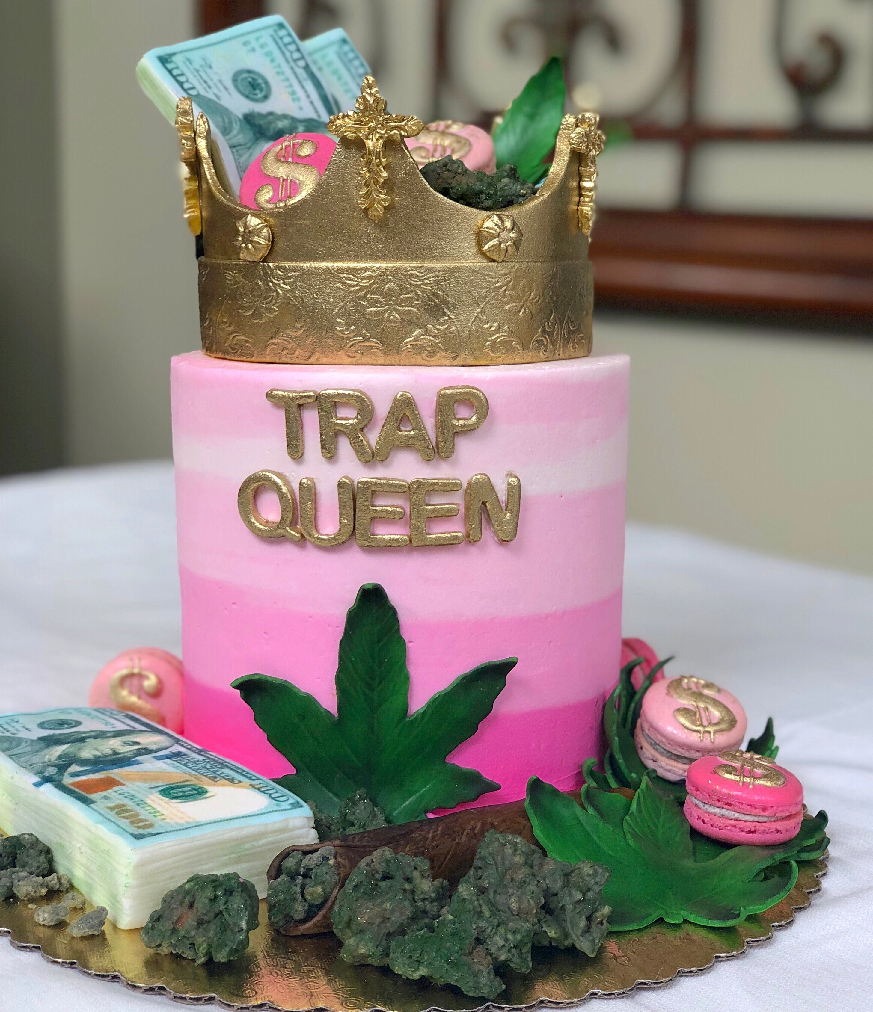Trap Queen Cake [Explicit]