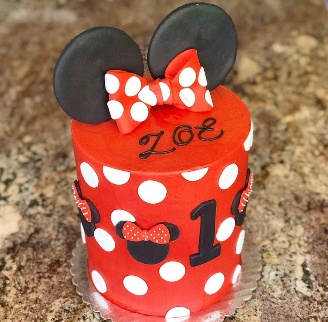 SMALL RED MINNIE MOUSE CAKE-NO-817 – B-Top Bakery