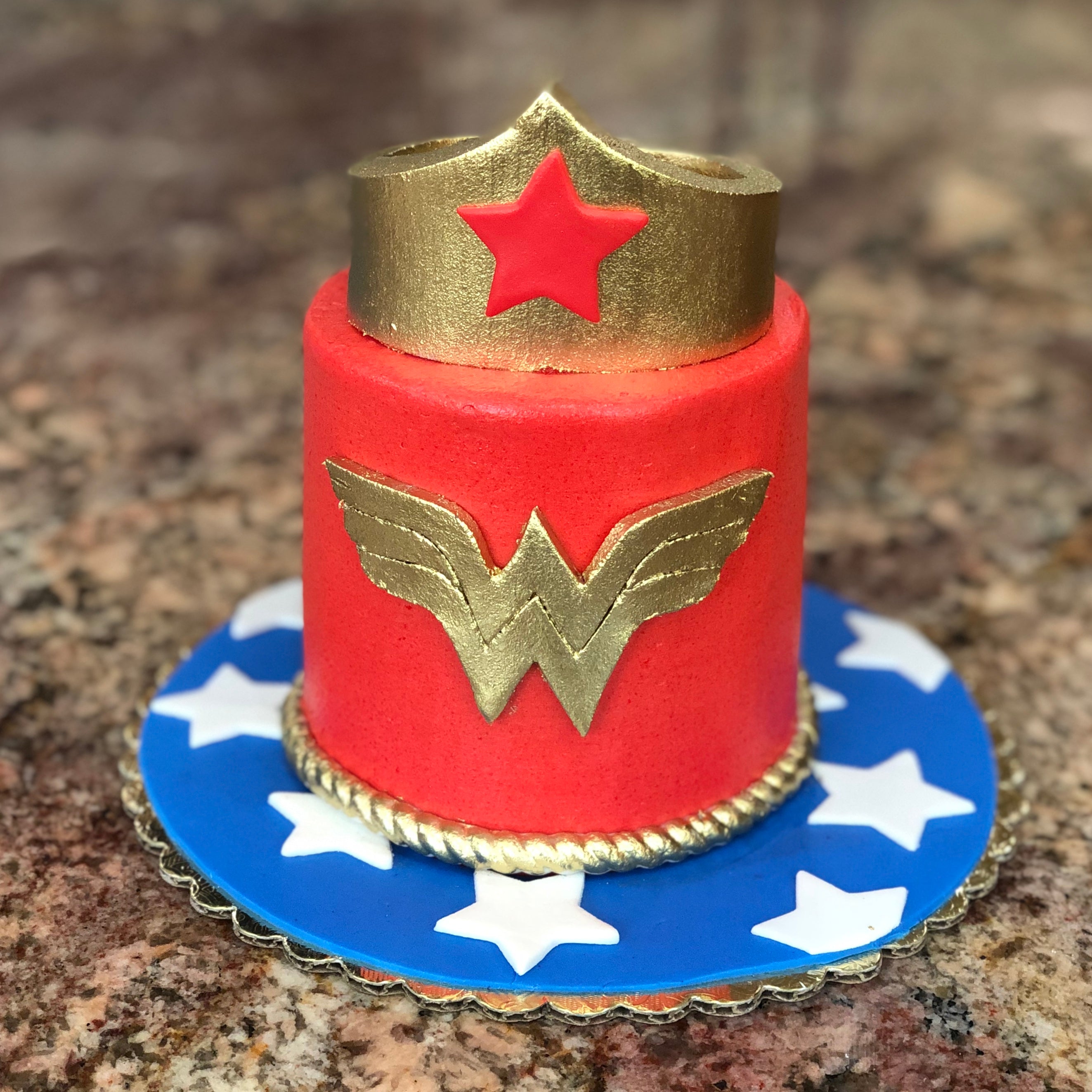 Wonder Woman Smash Cake